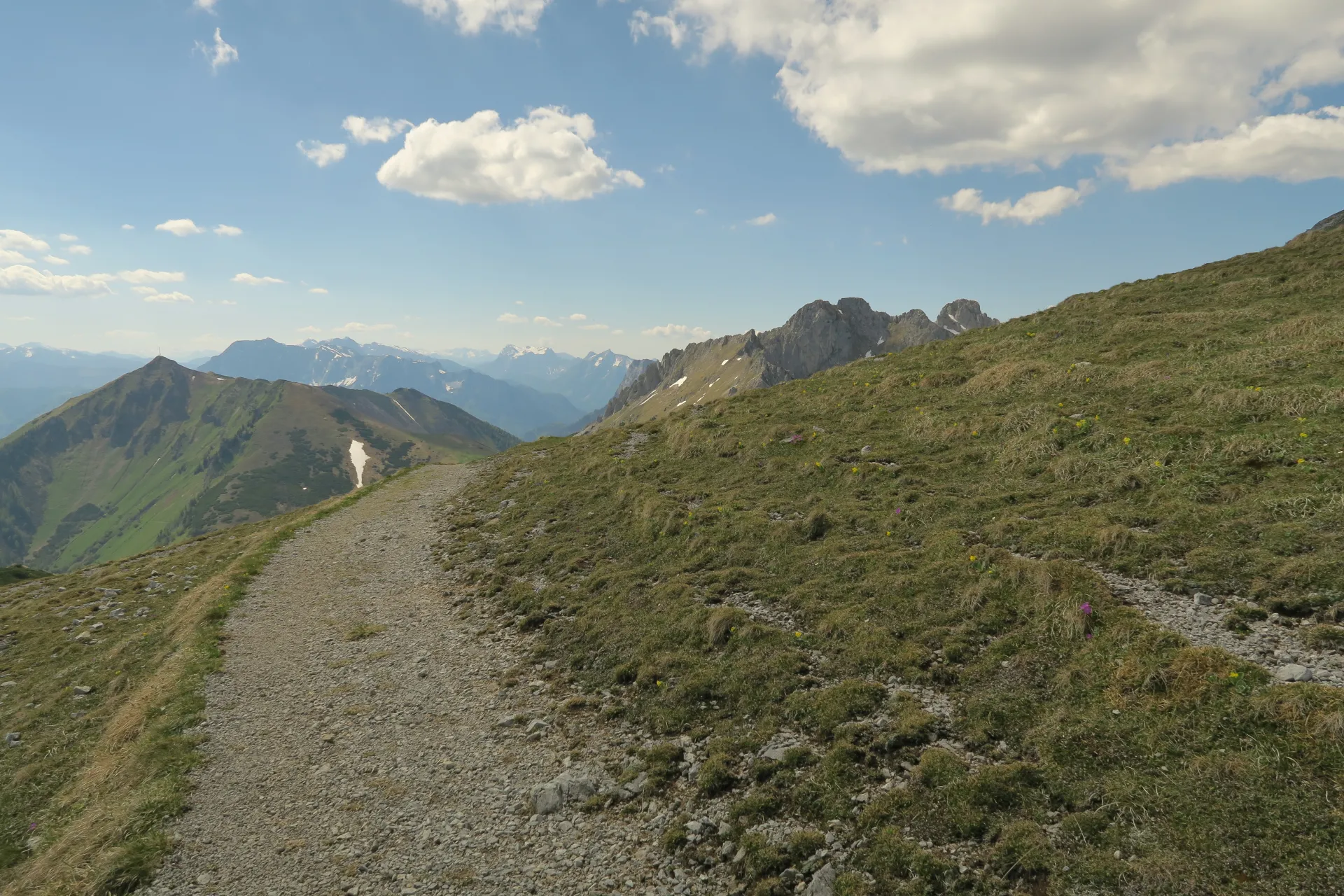 Ein Weg durch die Landschaft